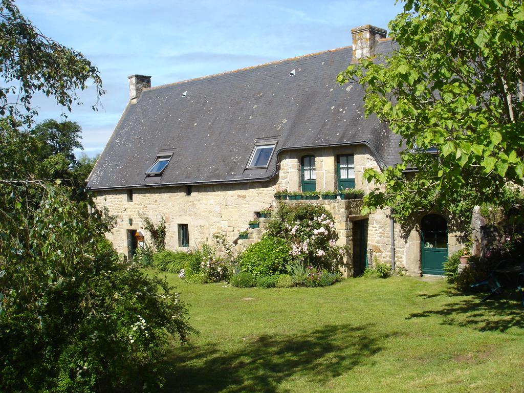 Les Chaumières de Kerimel Bed and Breakfast Ploemel Esterno foto